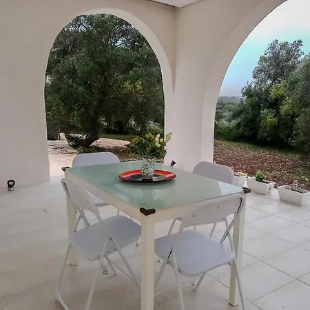 Tra Gli Ulivi - Villa Ostuni