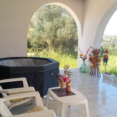 Tra Gli Ulivi - Villa Ostuni