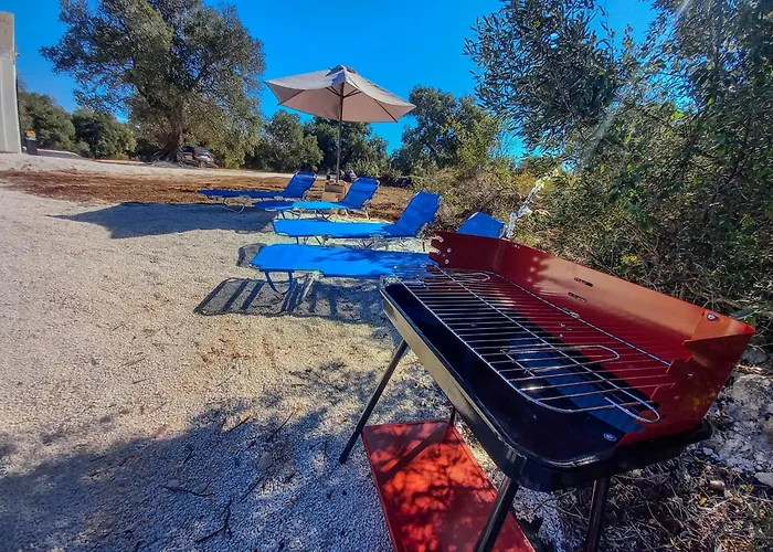 Villa Tra Gli Ulivi - *